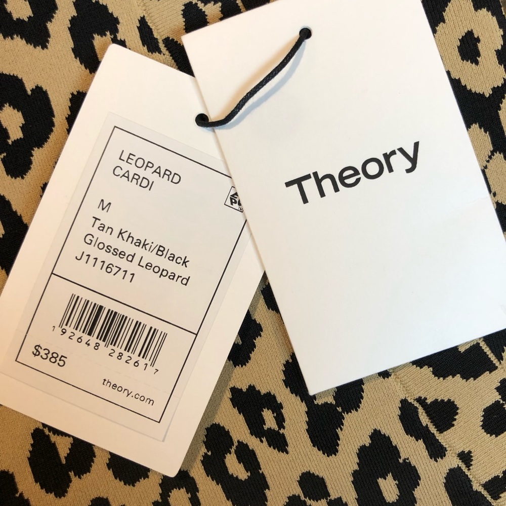Theory Leopard Cardi - Sz M - NWT 🖤
